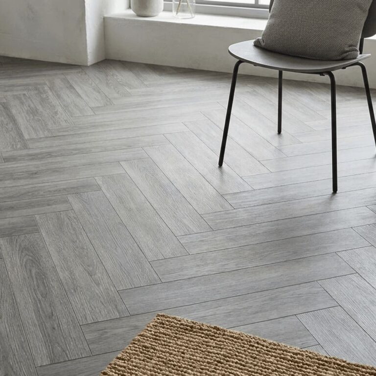 Cray Ash Herringbone flooring – detail